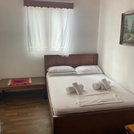 Bazzar 2 Guest house